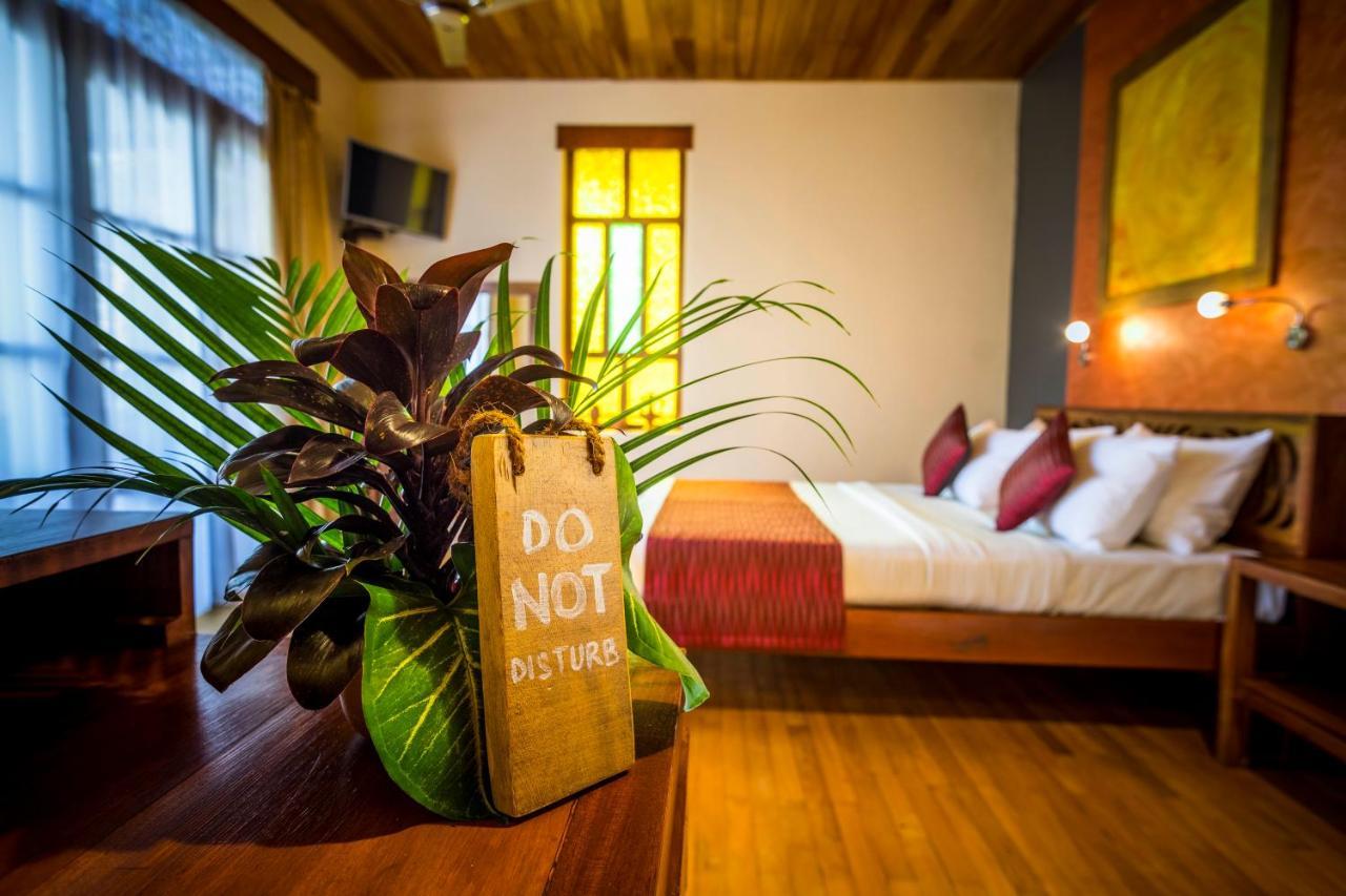 Deluxe Room with Mountain View and Balcony