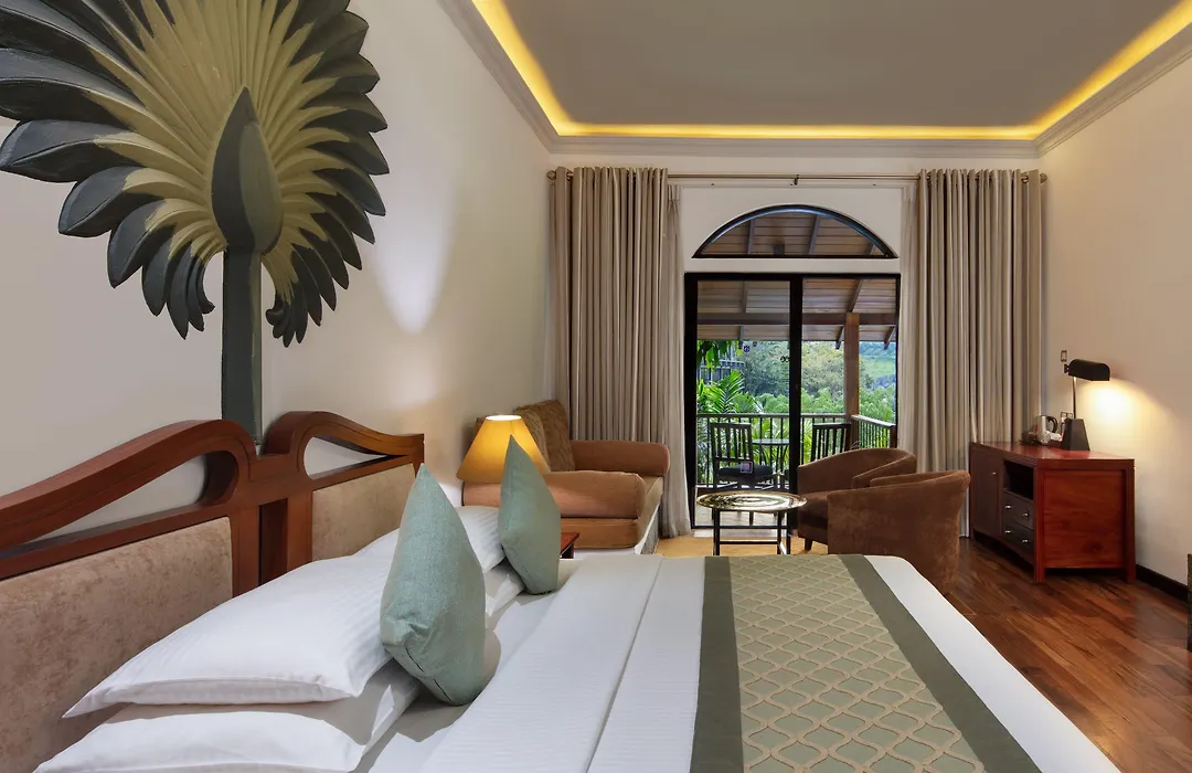 Earl'S Regency Hotel-1